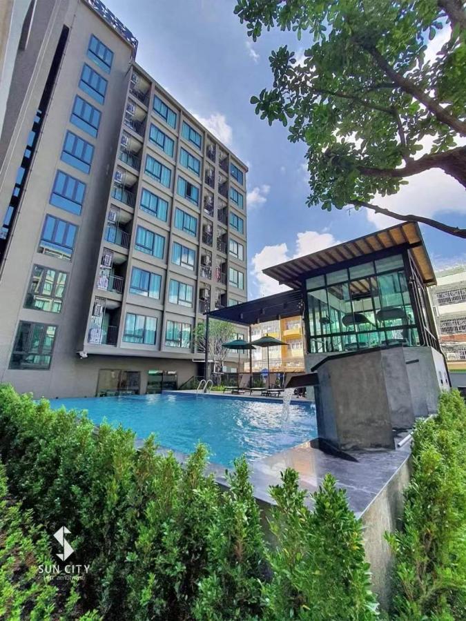 Suncity Condo Бангкок Екстер'єр фото
